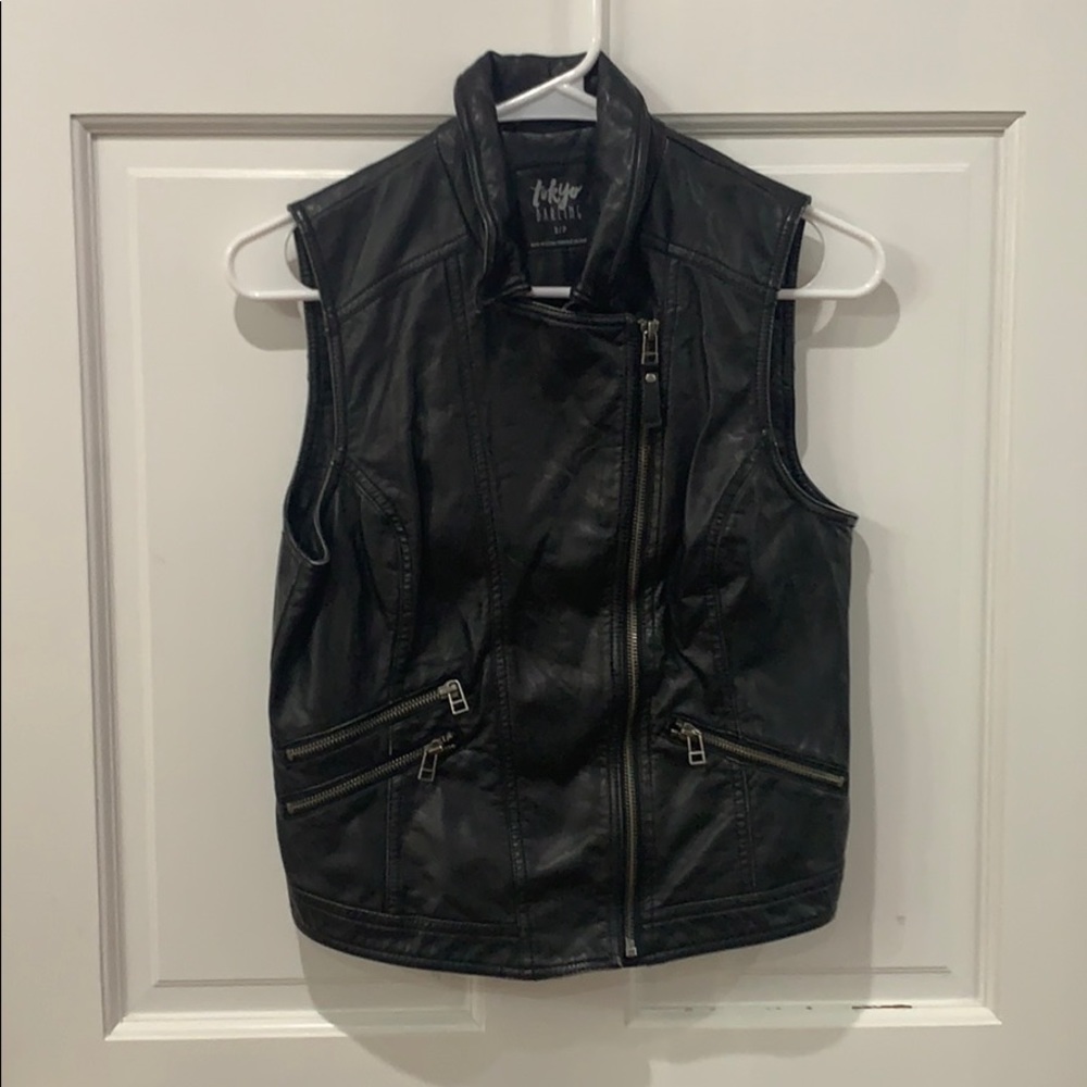 Black vest